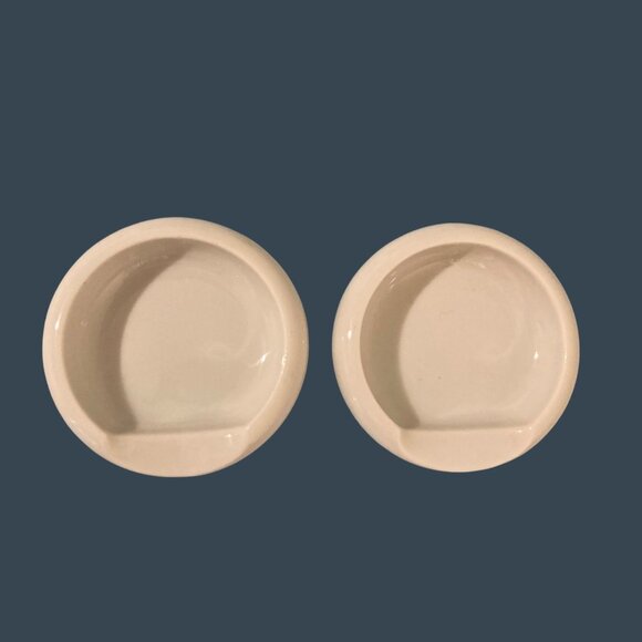 Set Of 2 Vintage White Porcelain Stackable Ashtrays - Picture 2 of 4